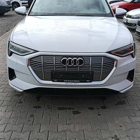 Audi -E-tron 50 Quattro