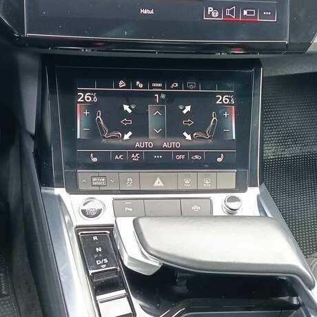 Audi -E-tron 50 Quattro